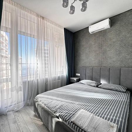 48 Pearl Cozy Apartment Odesa Exterior foto