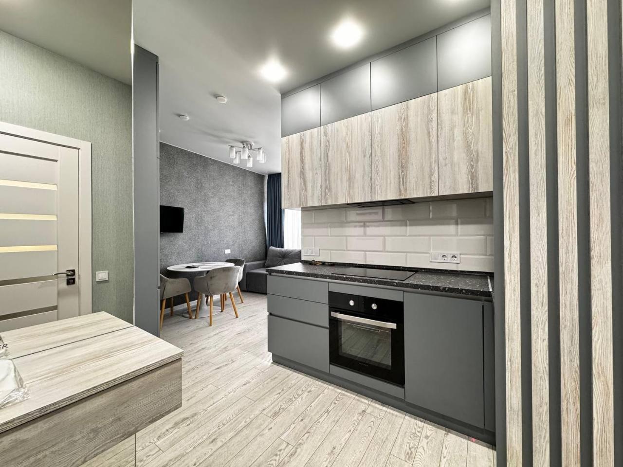 48 Pearl Cozy Apartment Odesa Exterior foto