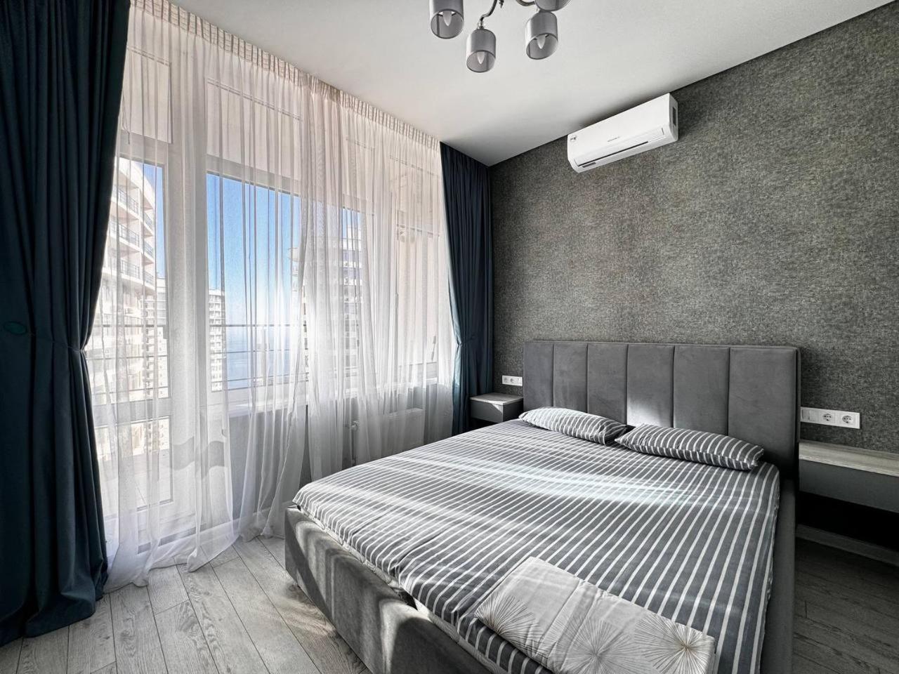 48 Pearl Cozy Apartment Odesa Exterior foto